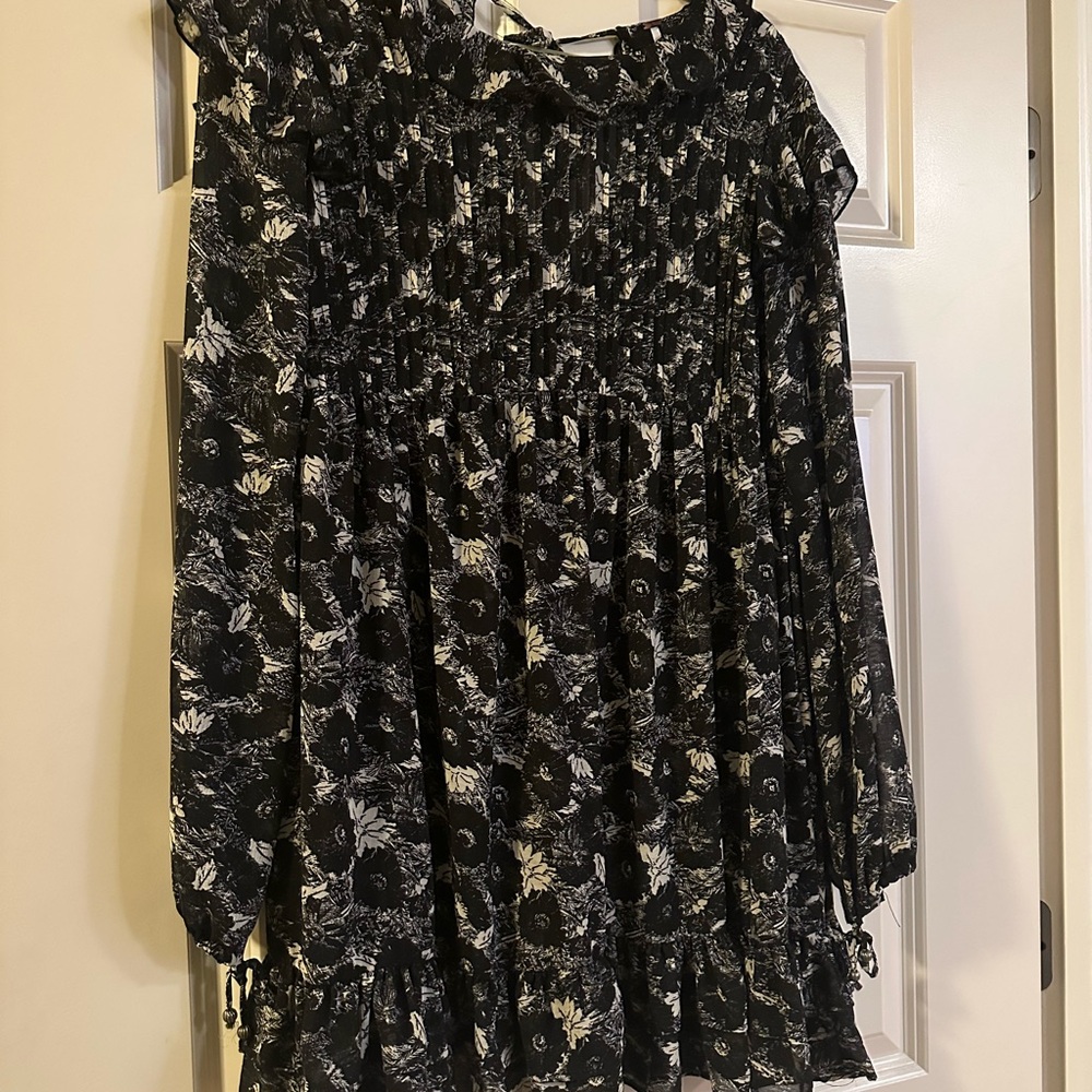 Free People These Dreams Sheer Floral Boho Ruffle Mini Dress Black White